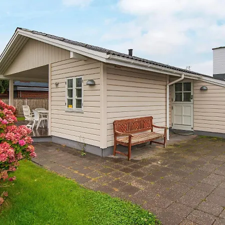 Holiday home Holiday Juelsminde Lxiv